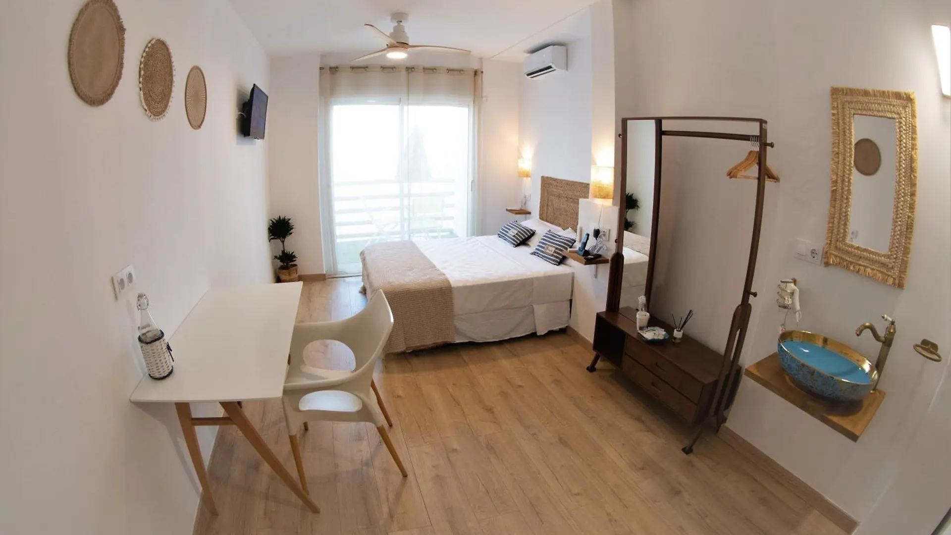Hostal Playa Dreams Nautico Adults Garrucha Guest house